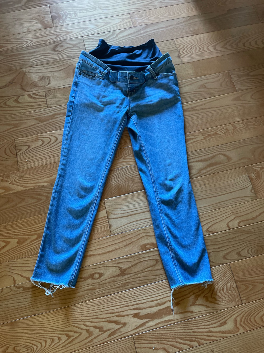 Old Navy Maternity Straight Leg Jeans in Light Blue with full belly panel
